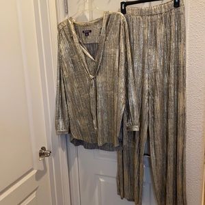 Gold pant set